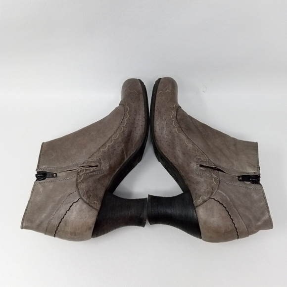 GOLD BUTTON Gray Leather Wingtip detail Heeled Boots, Women's Size EU 37 - Picture 10 of 12